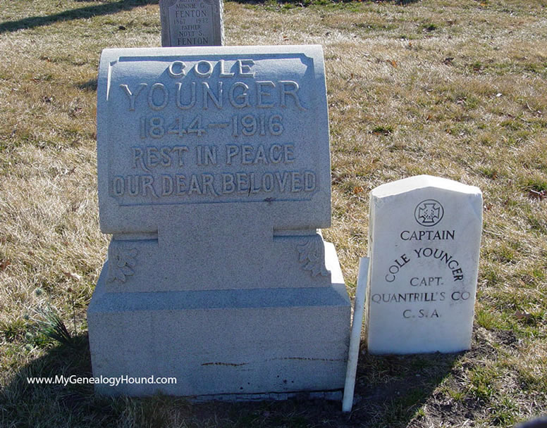 Lees Summit, Missouri, Cole Younger, tombstone and grave photo