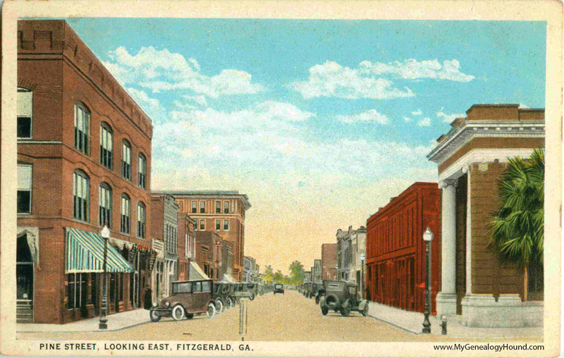 Fitzgerald, Georgia, Pine Street Looking East, 1925, vintage postcard, historic photo