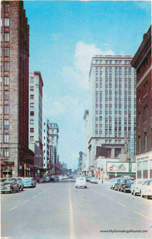 Minneapolis, Minnesota, Seventh Street looking to the Northwest, vintage postcard photo