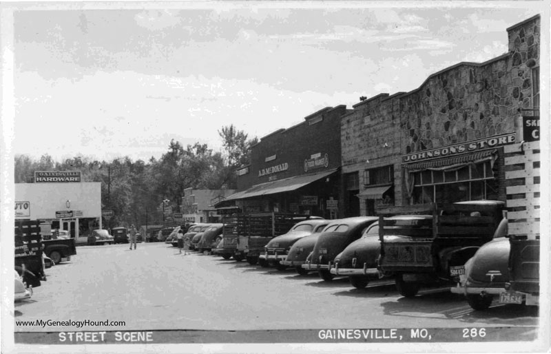 Gainesville, Missouri, Street Scene, vintage postcard, historic photo
