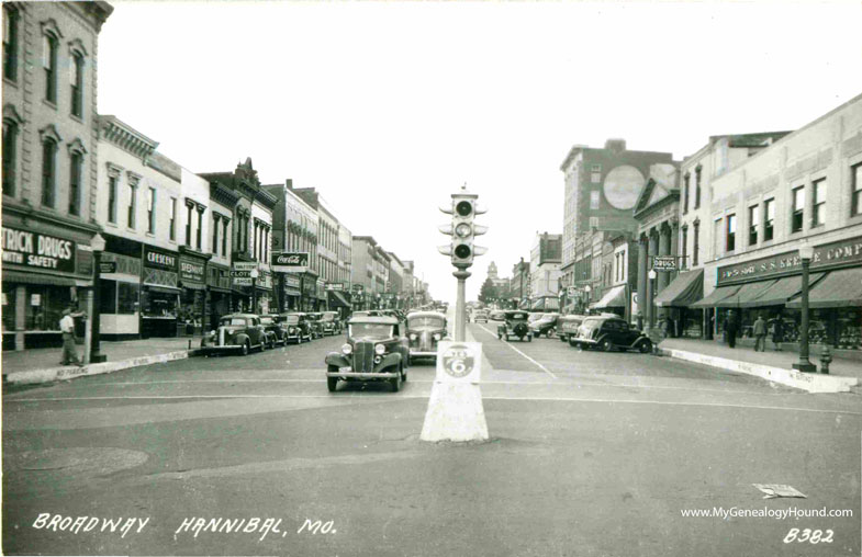 Hannibal, Missouri, Broadway, Street, vintage postcard, historic photo