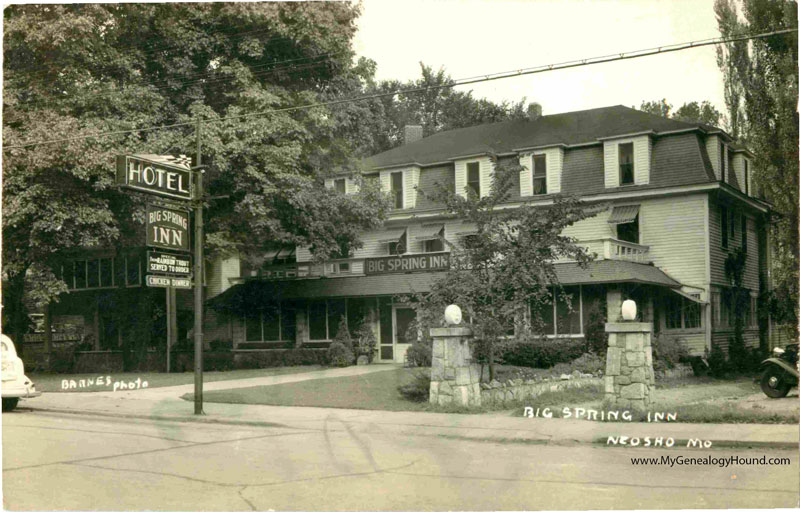 Neosho, Missouri, Big Spring Inn, vintage postcard, historic photo, 01