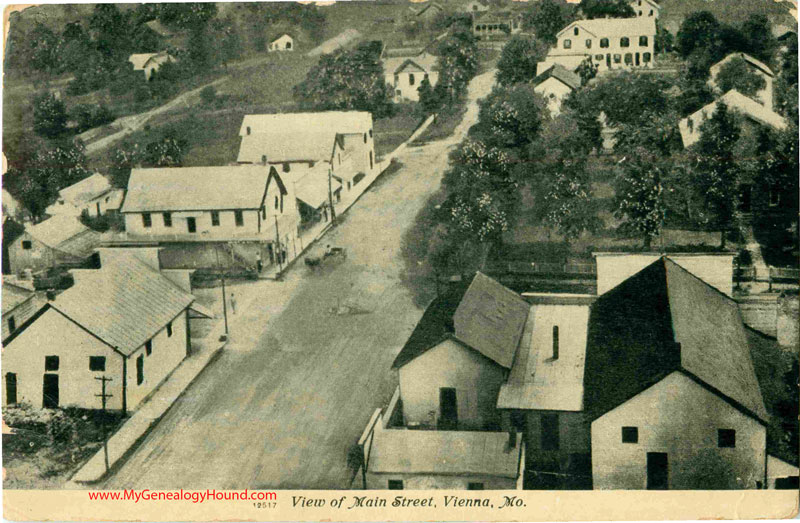 Vienna, Missouri, View of Main Street, vintage postcard, historic photo