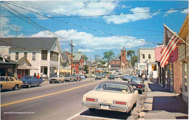 Wolfeboro, New Hampshire, Main Street, vintage postcard photo