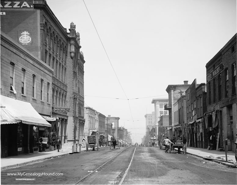 Vicksburg, Mississippi, Washington Street, 1910, historic photo, two