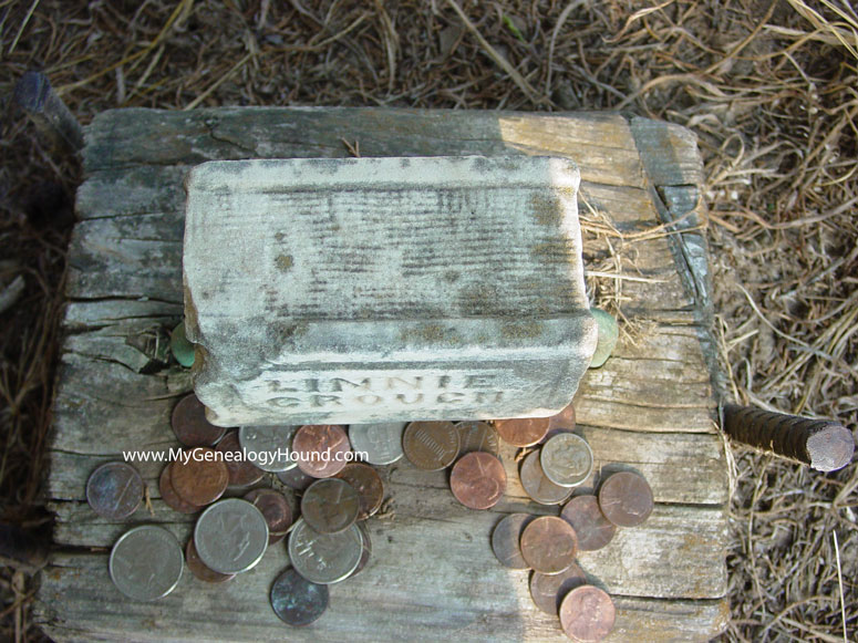side view of the Linnie Crouch tombstone showing the "pages" of the "book."
