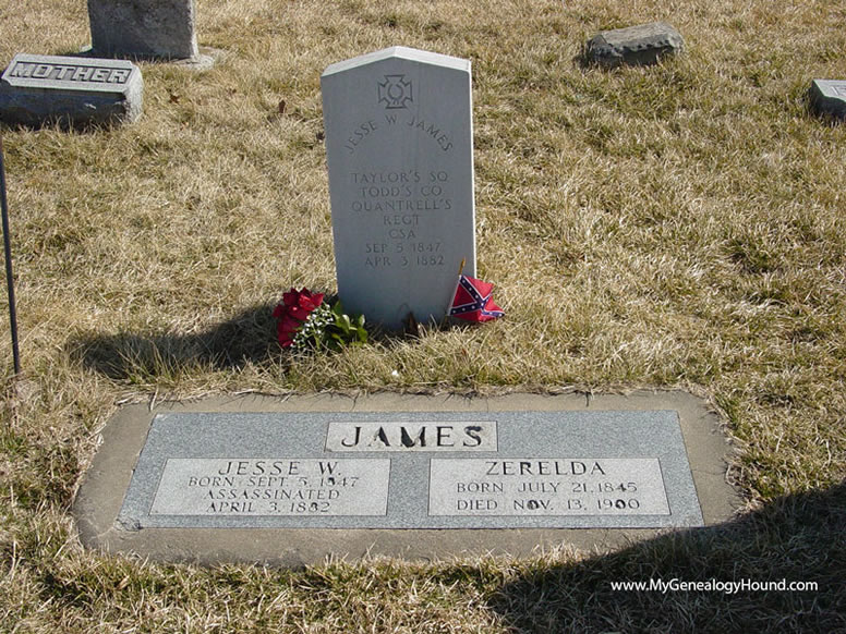 Kearney, Missouri, Jesse James, tombstone and grave photo
