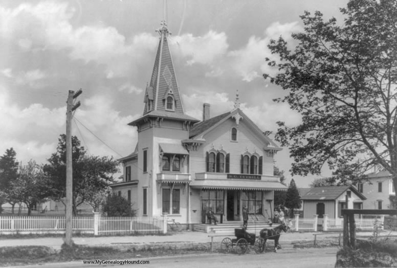 East Marion, Long Island, New York, B. C. Tuthill Store and Post Office, historic photo East Marion, Long Island, New York, B. C. Tuthill Store and Post Office, historic photo