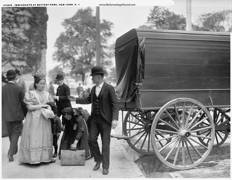 New York, Immigrants at Battery Park, Historic Photograph, Barge Office