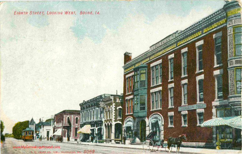 Boone, Iowa, Eighth Street, Looking West, vintage postcard, historic photo