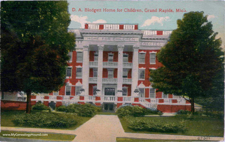 Grand Rapids, Michigan, D. A. Blodgett Home for Children, vintage postcard photo