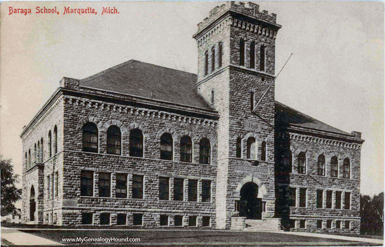 Marquette, Michigan, Baraga School, vintage postcard photo