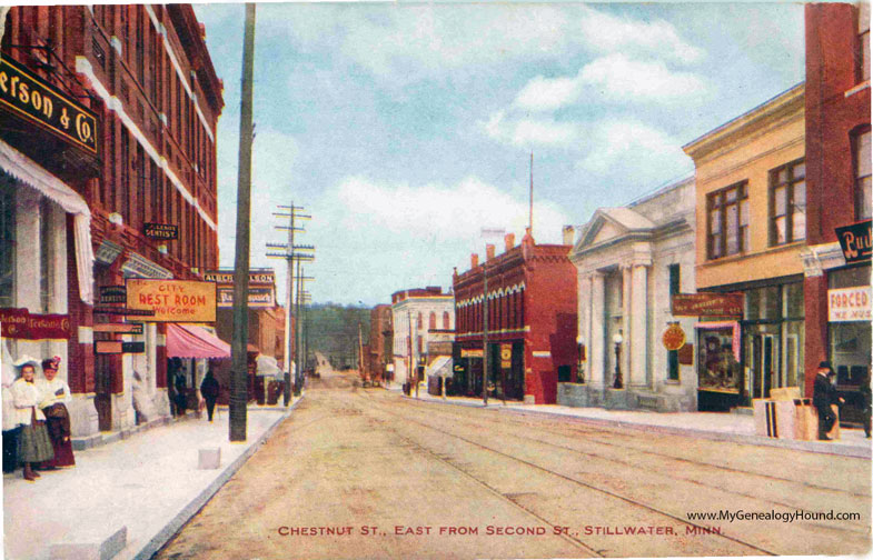 Stillwater, Minnesota, Chestnut Street, East from Second Street, vintage postcard photo