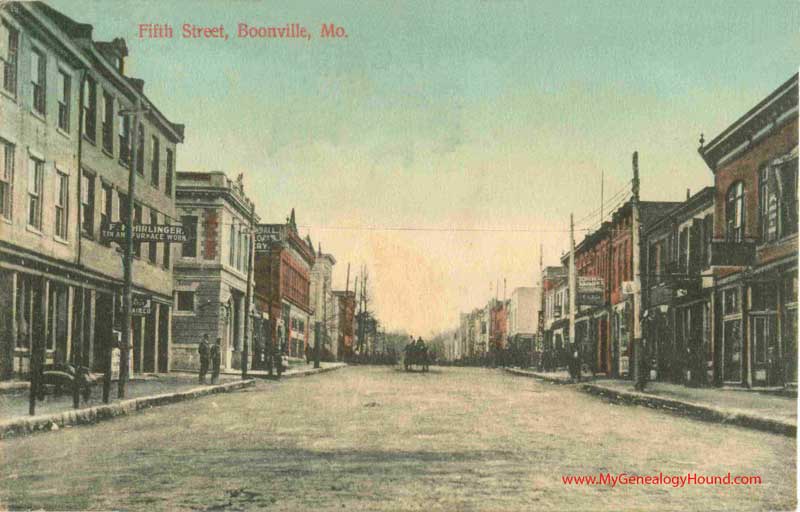 Boonville, Missouri Fifth Street vintage postcard, historic, photo
