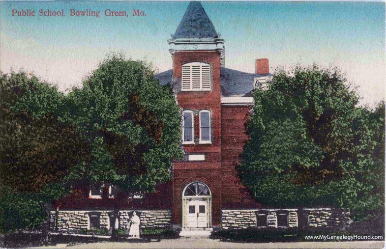 Bowling Green, Missouri, Public School, vintage postcard photo Bowling Green, Missouri, Public School, vintage postcard photo