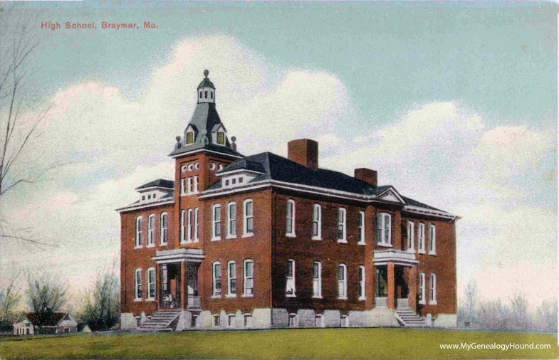 Braymer, Missouri, High School, vintage postcard photo