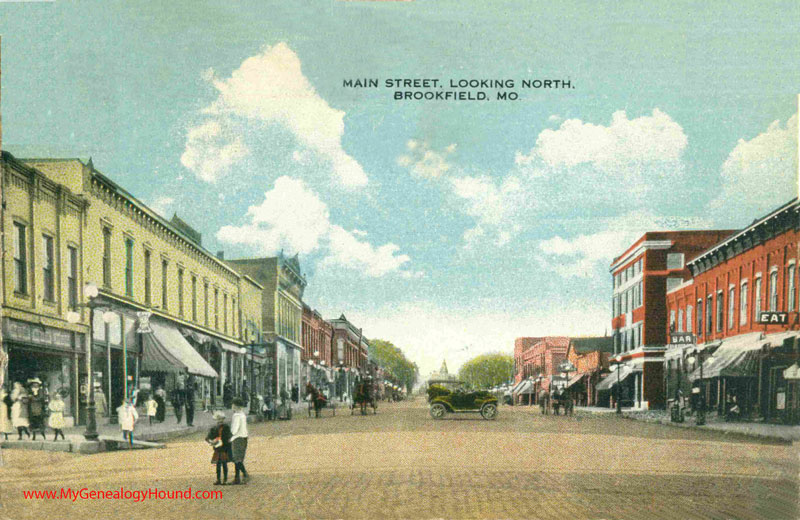 Brookfield, Missouri, Main Street Looking North, vintage postcard, Historic Photo, Linn County, MO
