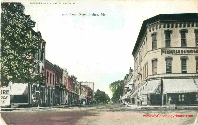 Fulton, Missouri Court Street vintage postcard, historic photo
