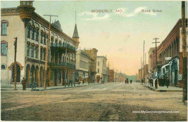 Moberly, Missouri, Reed Street, vintage postcard, historic photo