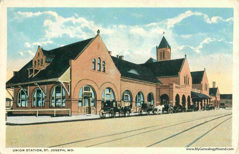 The Union Depot, Railroad Station, St. Joseph, Missouri, 1919, vintage postcard The Union Depot, Railroad Station, St. Joseph, Missouri, 1919, vintage postcard