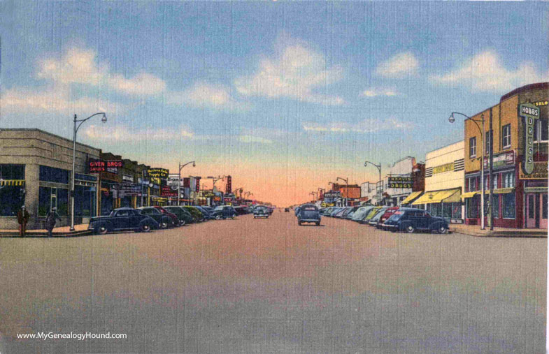 Hobbs, New Mexico, Broadway Looking West, vintage postcard photo, linen style