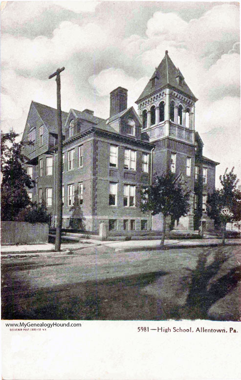 Allentown, Pennsylvania, Allentown High School, vintage postcard photo, older building